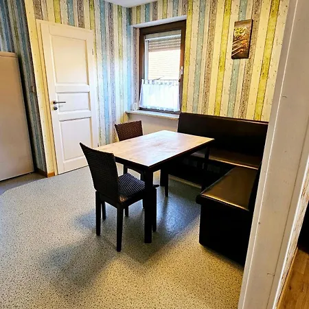 80qm Mit 3 Schlafzimmern Grossem Balkon In Melsungen-schwarzenberg Mwst Ausweisbar Lägenhet